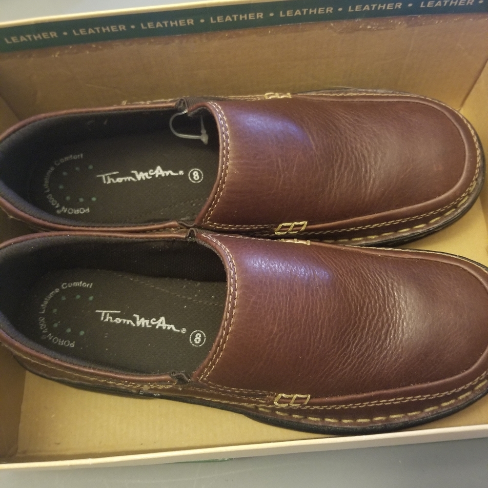 Leather ladies shoes